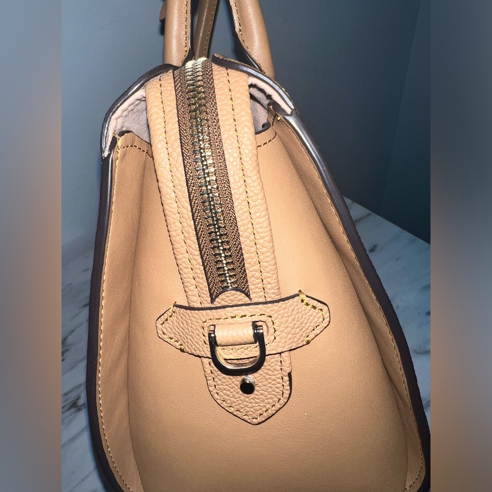 Women’s Handbag (Medium Zip Code Satchel - Bungal… - image 5